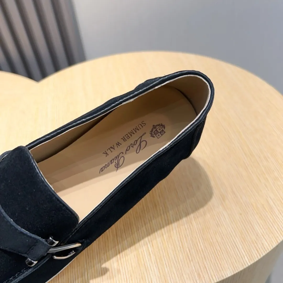 Men's Men's Shoes💰Men's Shoes💰440💰[loro piana] Couple's Style - The new moccasins are made of water-repellent treated suede uppers with rubber soles, a classic. The complex craftsmanship and meticulous structure make the shoes light and soft, allowing you to walk comfortably and freely. Perfect for wearing at the beach or out in the water during the summer. Women’s size: 35-40 Men’s size: 38-45